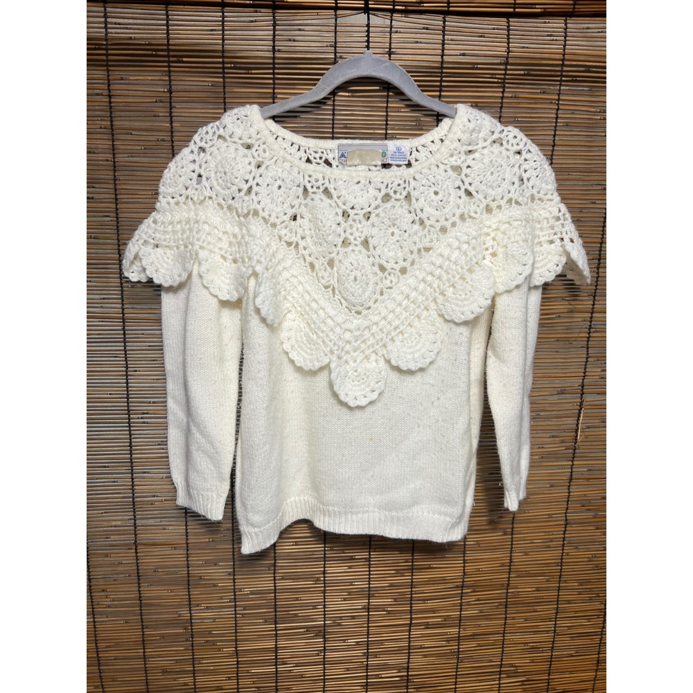 A'Milano Large Sweater White Crochet Lace Yoke Acrylic